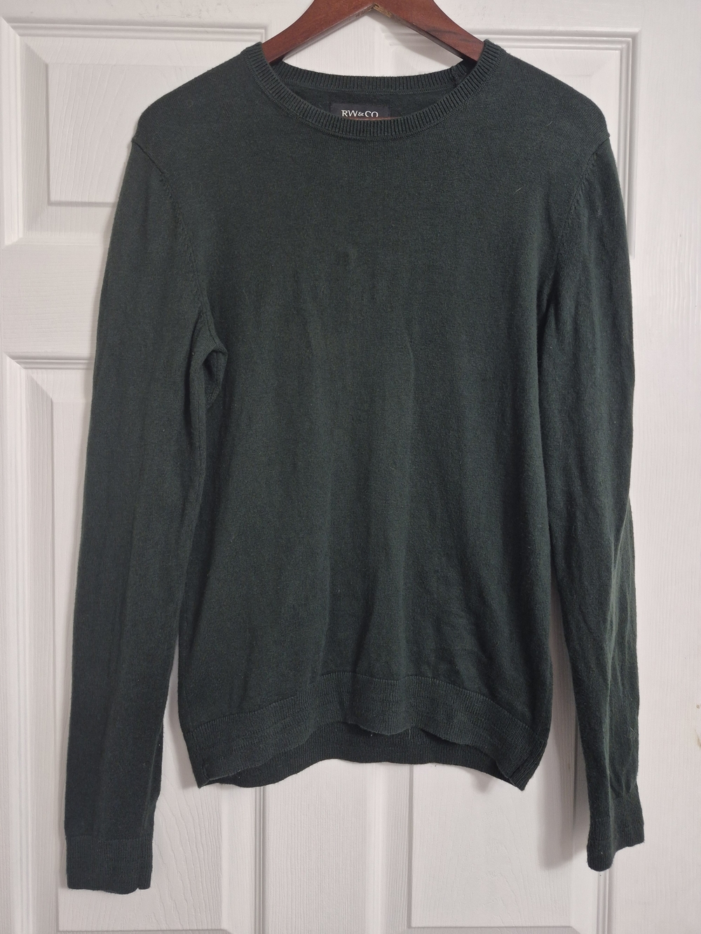RW&CO. Dark Green Crewneck Sweater